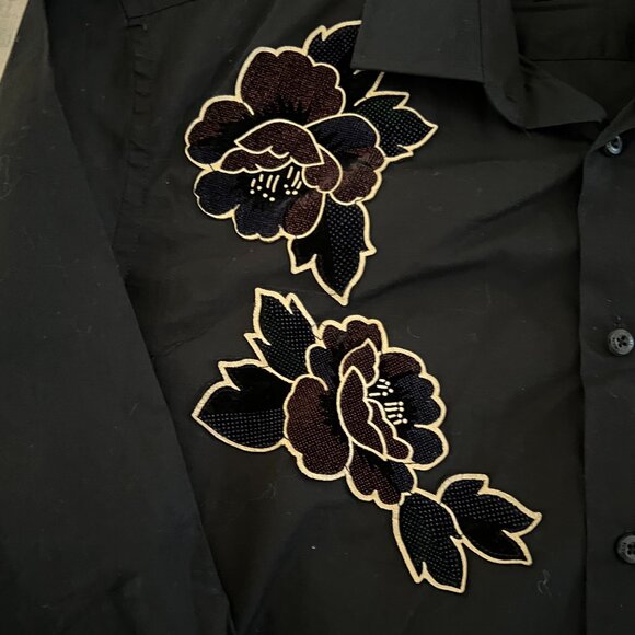 Tallia Men's Large Black Long Sleeve Button Down with Flower Accent - Picture 5 of 5
